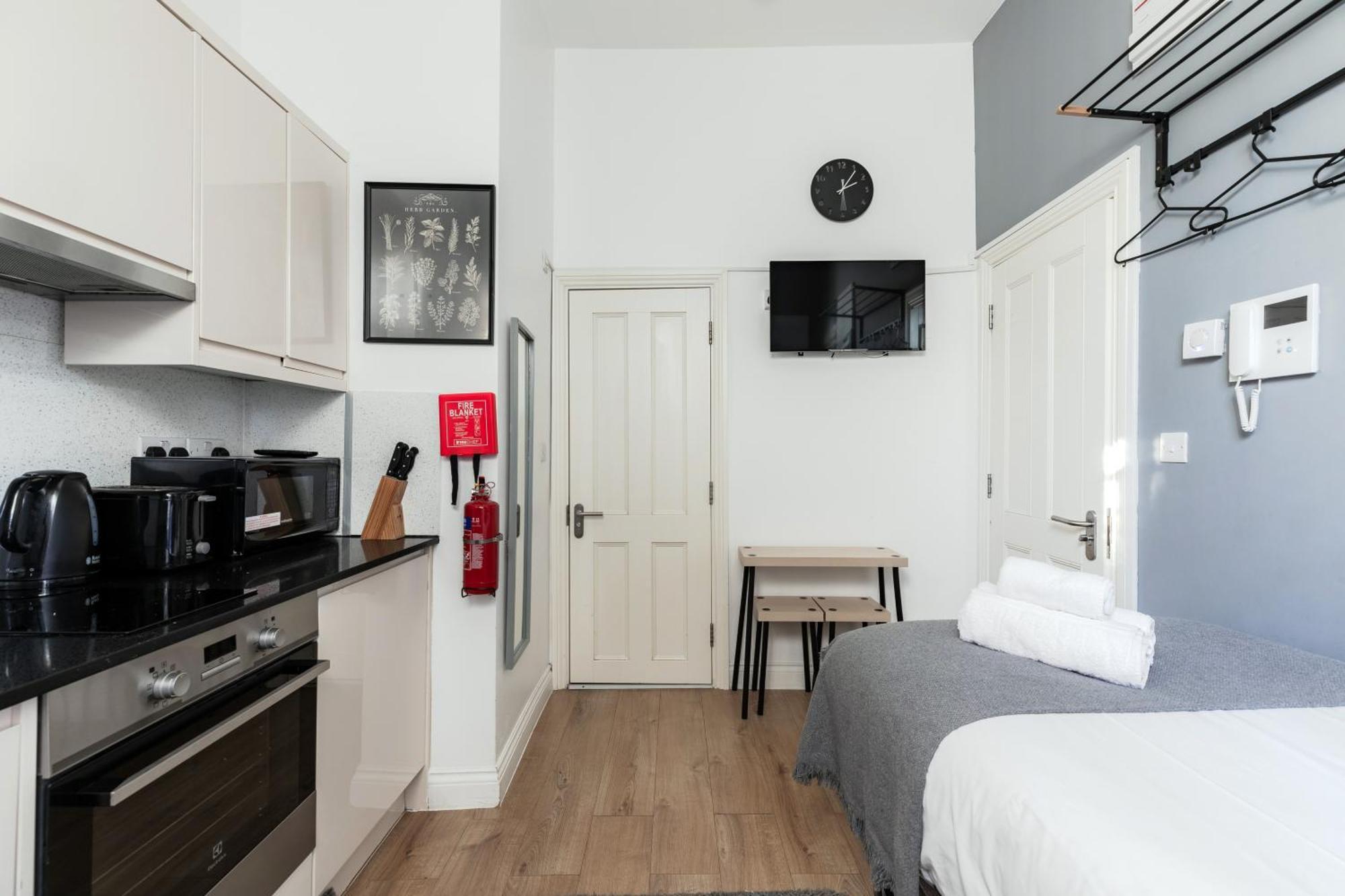 Gloucester Place Studios Londen Kamer foto