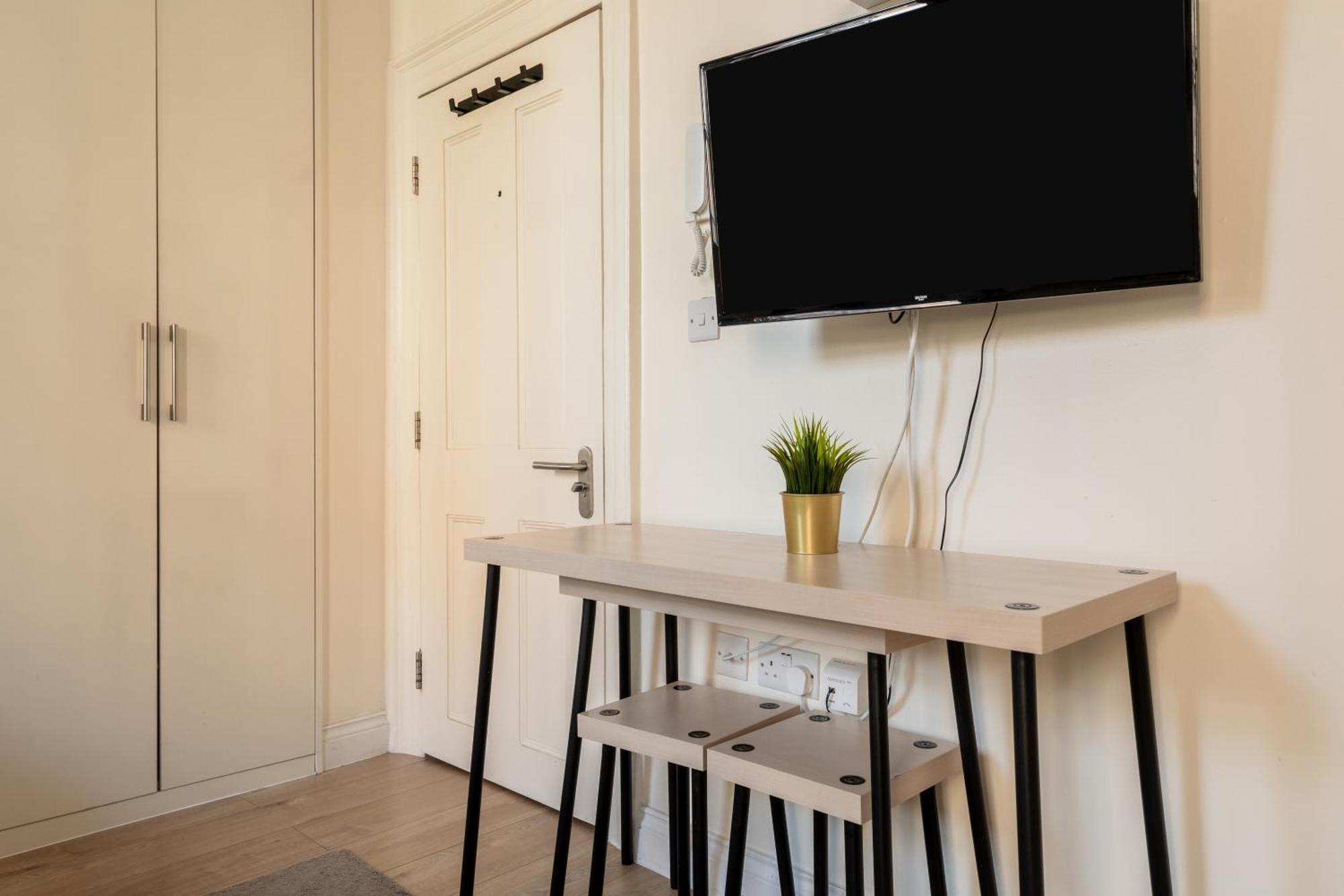 Gloucester Place Studios Londen Kamer foto